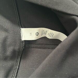 Black leggings -lululemon